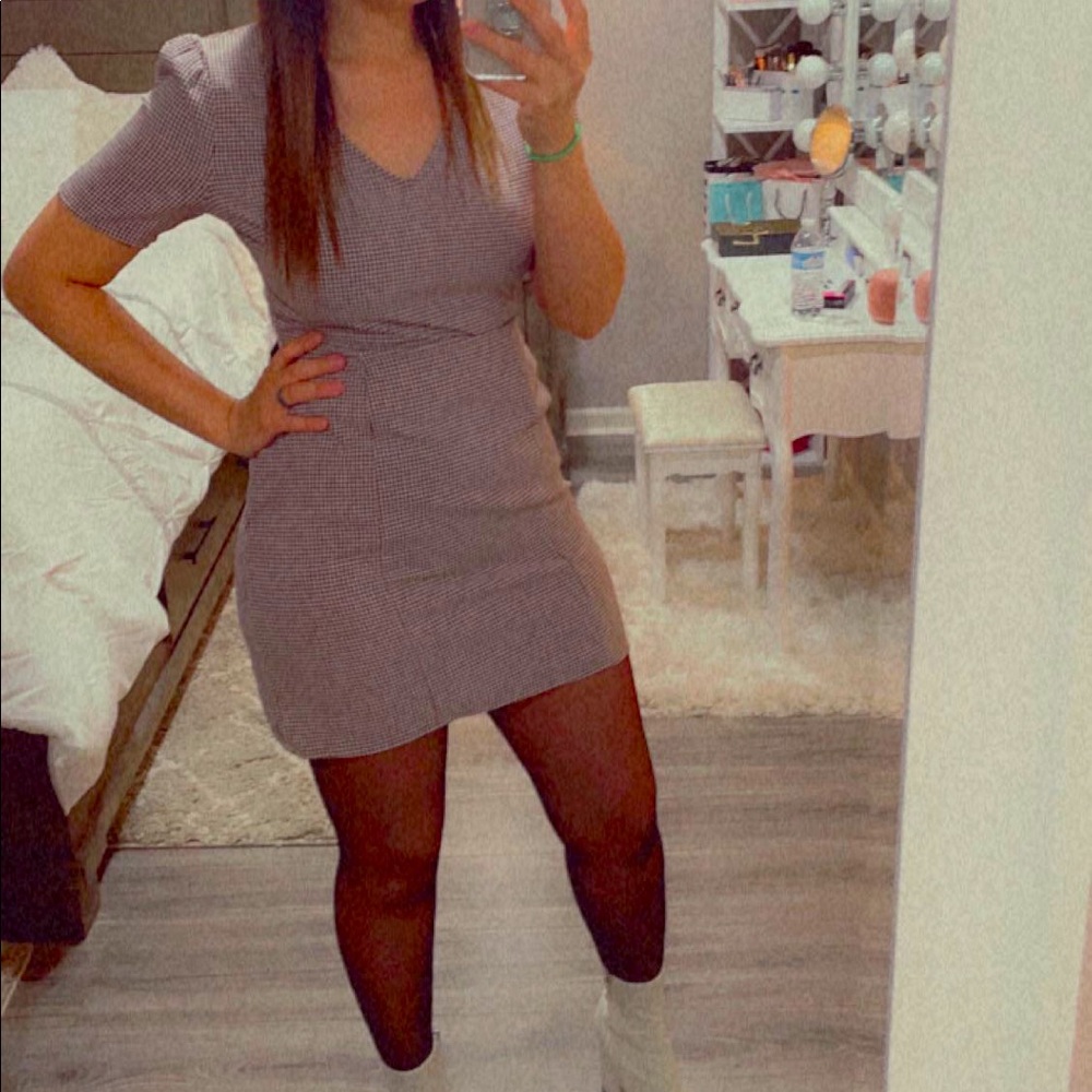 Dress cute